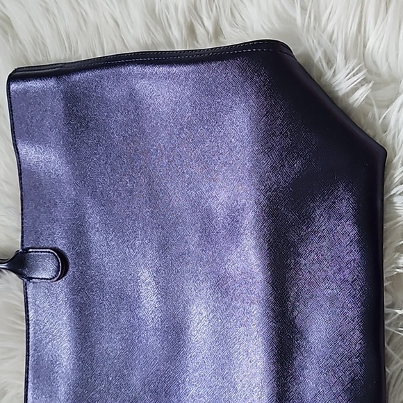 Bath & Body Works Shiny Navy Tote Bag with Gold Sparkle Pouch - Picture 3 of 12